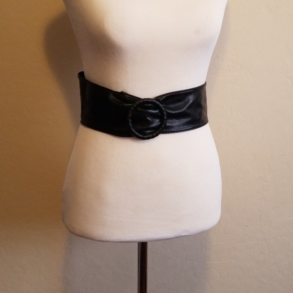 Lot Of 4 Fashion Belts - Picture 7 of 8